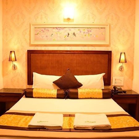 Budget Hotel Khammam Exteriör bild